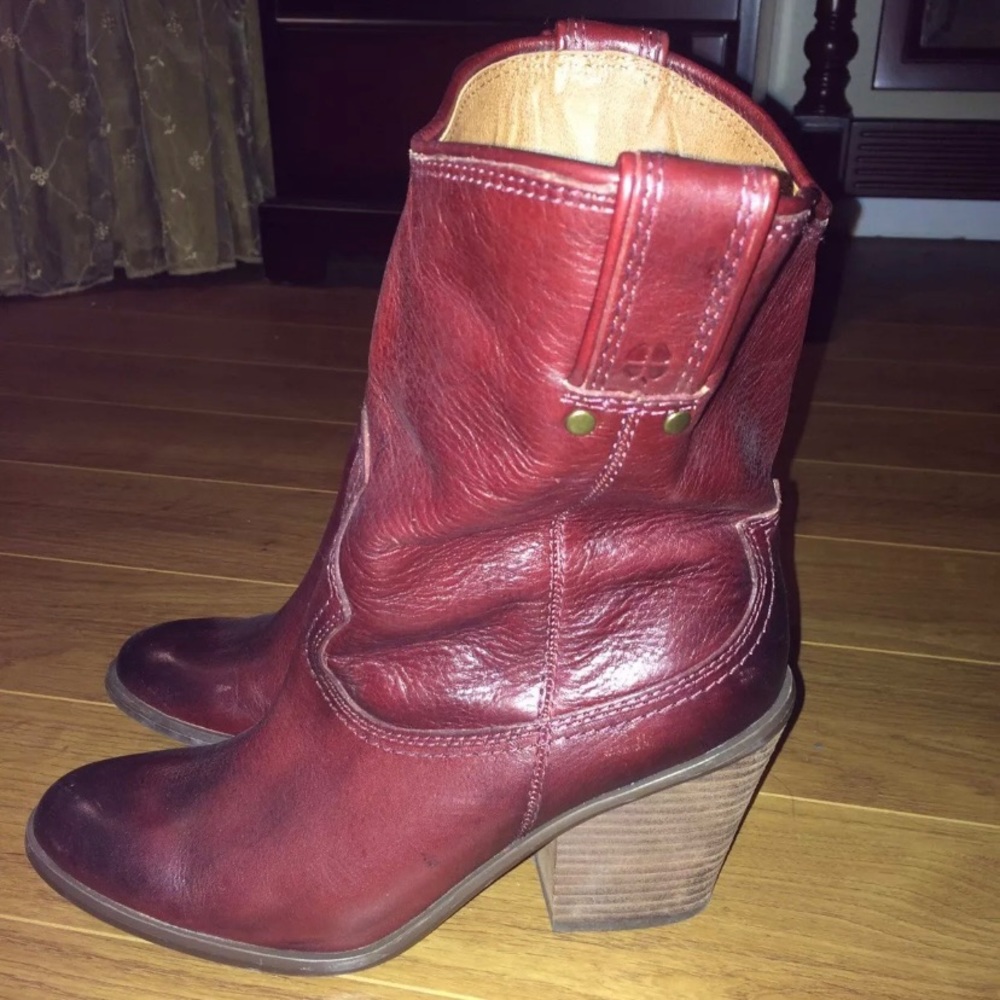 Lucky Brand Western Booties (rich brown/cherry) - Size 8.5! - Picture 2 of 3